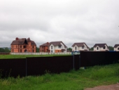 Новые поселки июня: время низких цен